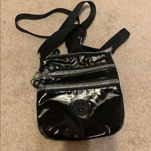 kipling cross body or shoulder bag